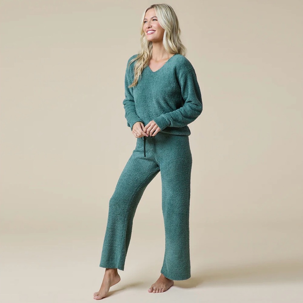 Solid Marshmallow V-Neck Lounge Set - image 2